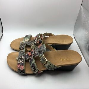Vionic Radia snake print wedge sandals size 8